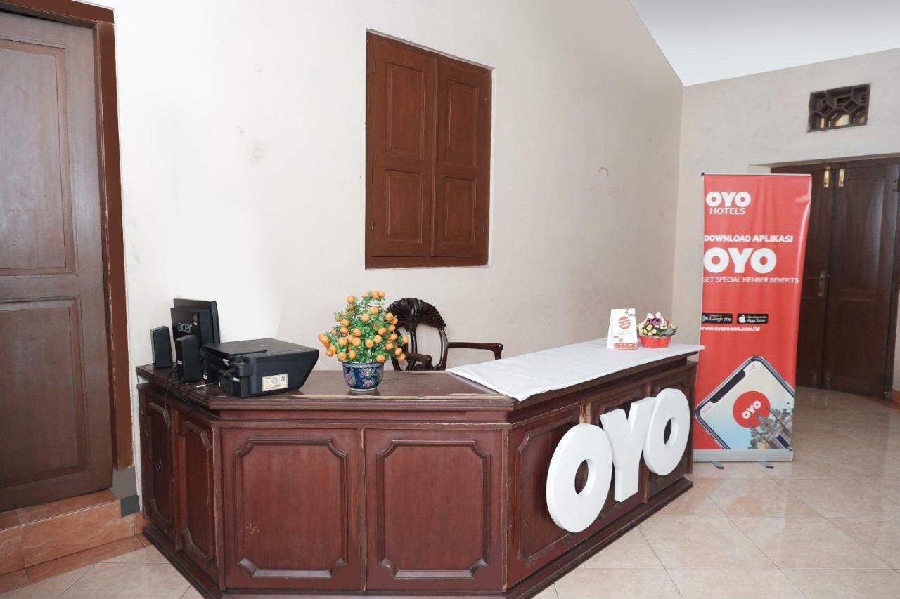 Oyo 405 Wisma Yosoputro Tanjungtirto Exterior foto